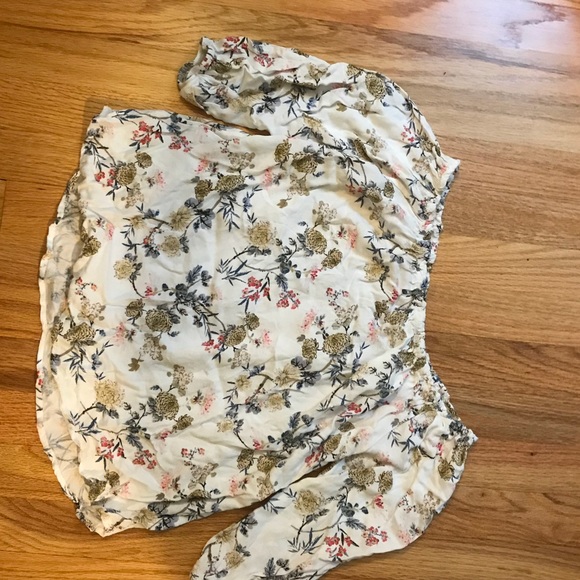 off the shoulder top - Picture 3 of 3